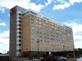 HILTON-BLOOMINGTON