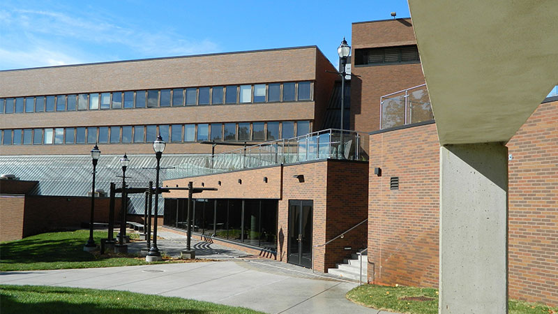 University of Minnesota Ruttan Hall Plaza
