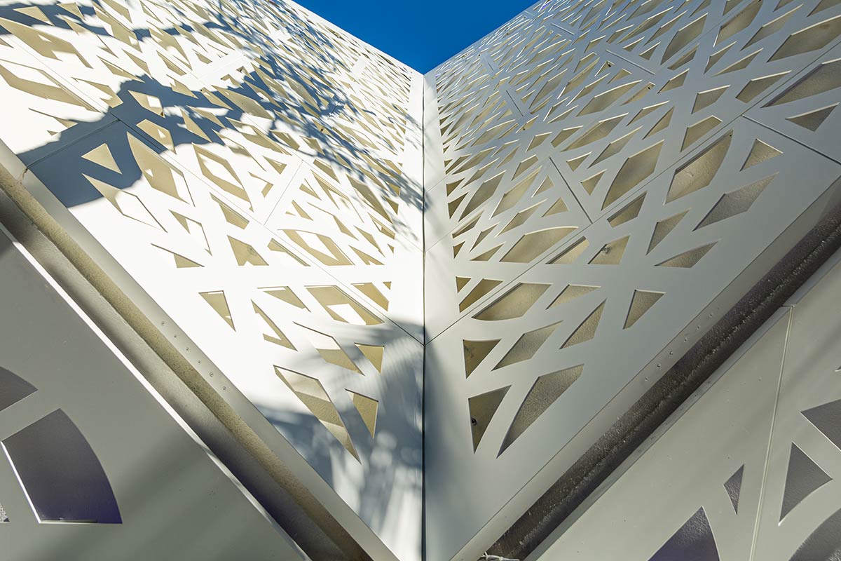 Making Of the Louis Vuitton Miami Design District Store Facade by RETN –  8&9 Clothing Co.